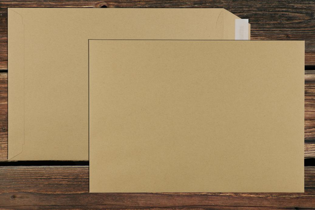 Versandtaschen C4 229x324 mm Haftklebend Braun 110 g/qm